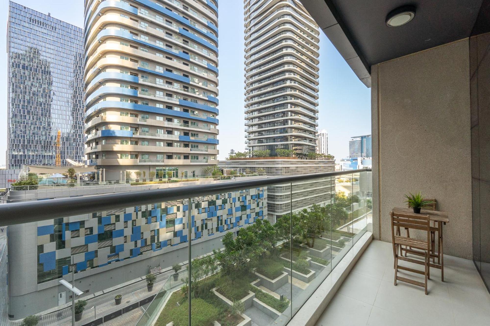 Heaven Crest Vacation Homes Downtown - Studio And 1 Bedroom Suites 2 Minute Walk To Dubai Mall And Burj Khalifa Exterior foto