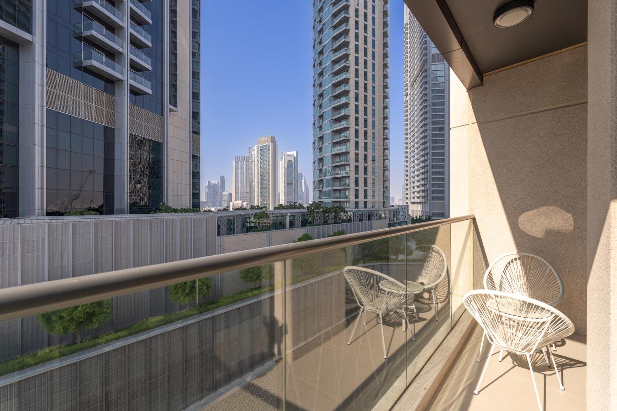 Heaven Crest Vacation Homes Downtown - Studio And 1 Bedroom Suites 2 Minute Walk To Dubai Mall And Burj Khalifa Exterior foto